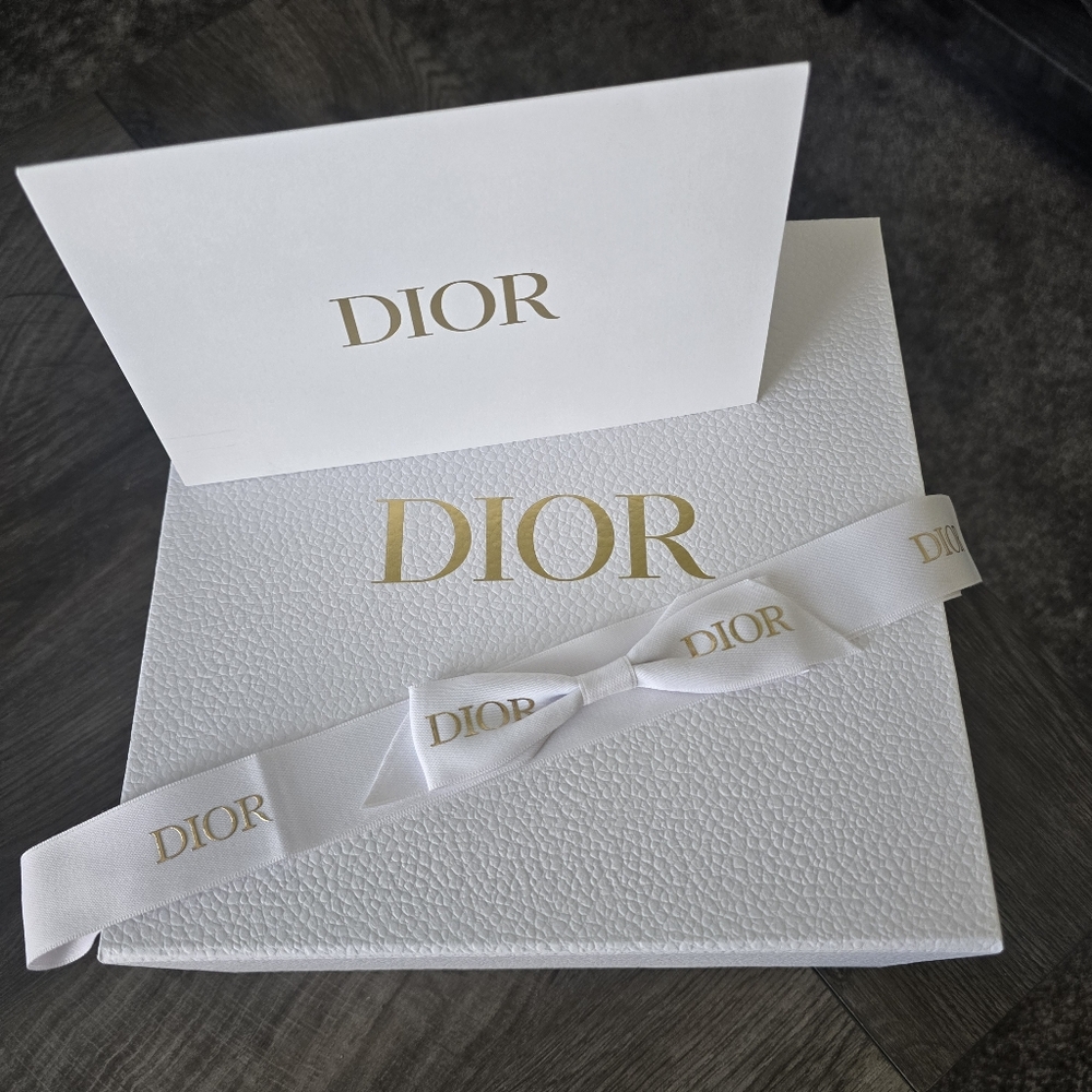 Doir Gift Box Tissue Ribbon‎ Card Collectors ☆